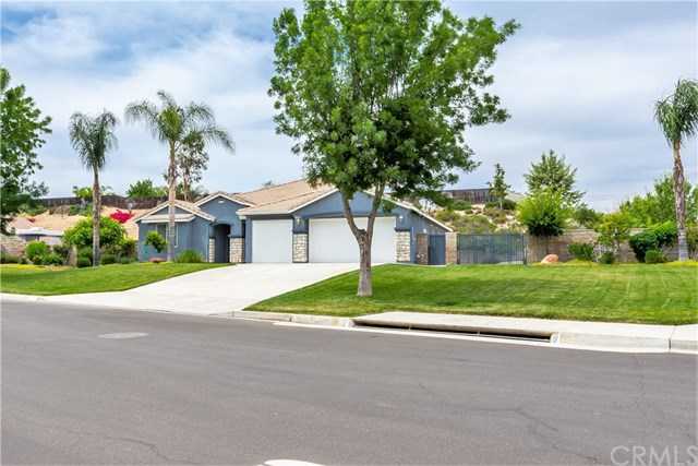Photo of New Exclusive Listing