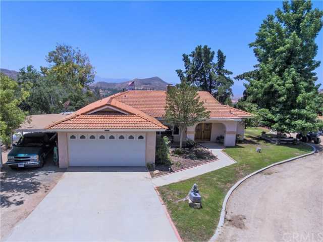 Photo of New Exclusive Listing