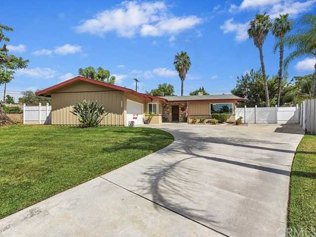 Photo of New Exclusive Listing