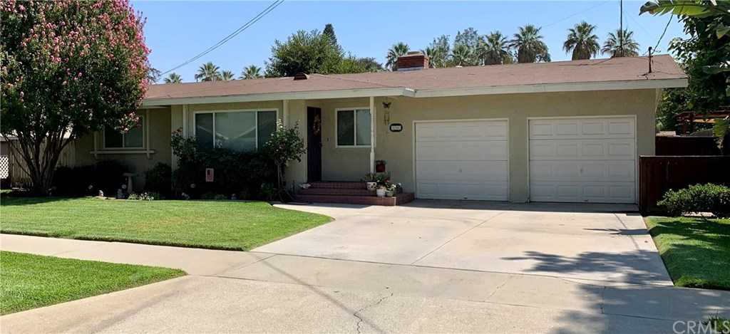 Photo of New Exclusive Listing